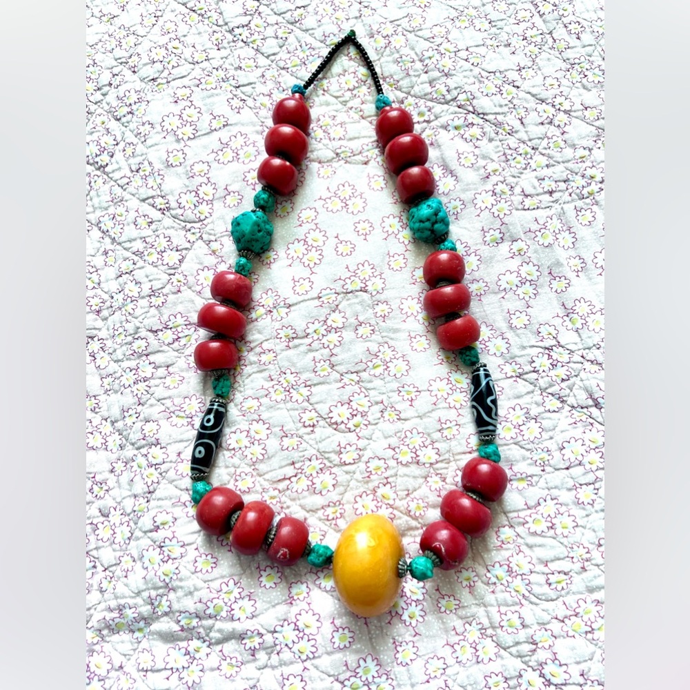 Multicolor African beads necklace